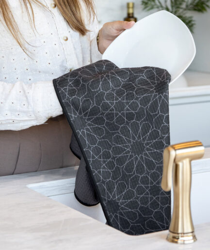 Linge vaisselle noir sobre gaufré