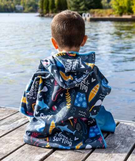 Poncho enfant – Ours surfeur