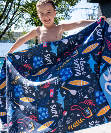 Serviette ours surfeur